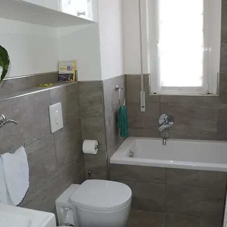 Pensjonat La Casa Di Agnese - Camera Con Bagno E Cucina
