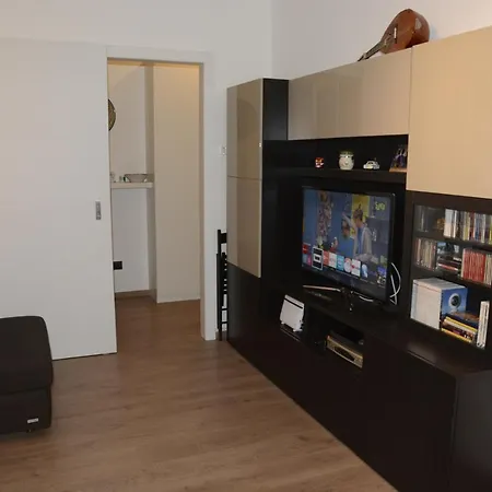 La Casa Di Agnese - Camera Con Bagno E Cucina Saronno